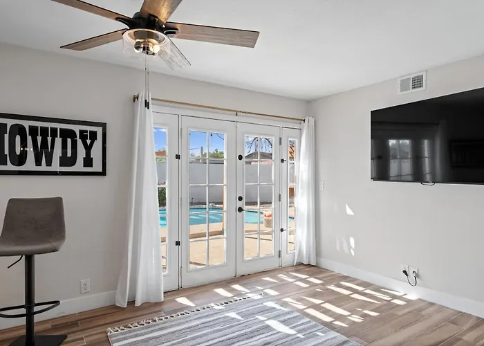 The Oasis In With Heated Pool And Arcade *