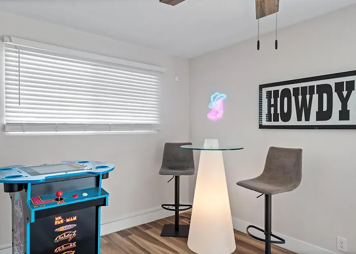 The Oasis In With Heated Pool And Arcade * Tempe